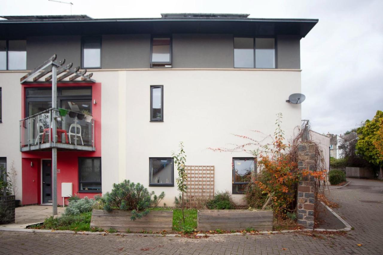 Feriehus Special 3 Bedroom Townhouse With Parking In *